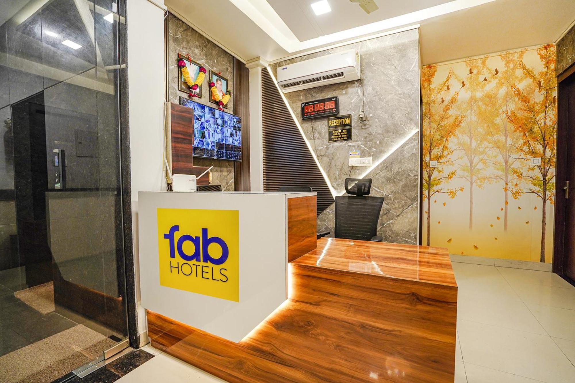 Fabhotel Ts Inn Faithfulganj Extérieur photo